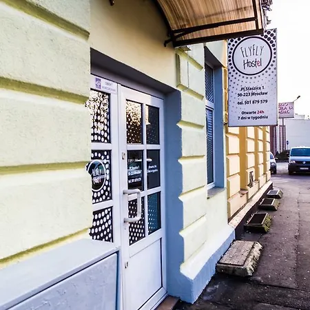 Flyfly , Darmowy Parking , Rezerwuj Przez Urzadzenia Mobilne -10 Procent * ヴロツワフ