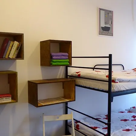 Flyfly , Darmowy Parking , Rezerwuj Przez Urzadzenia Mobilne -10 Procent * ヴロツワフ