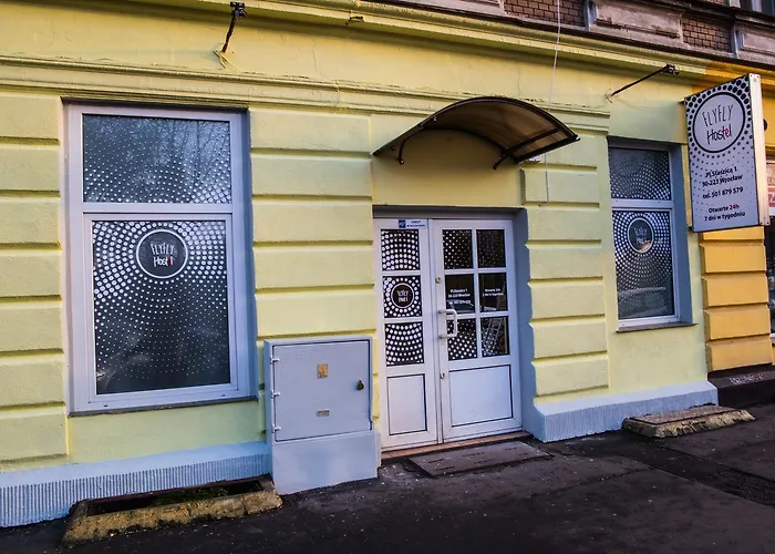 Flyfly , Darmowy Parking , Rezerwuj Przez Urzadzenia Mobilne -10 Procent * Vratislav