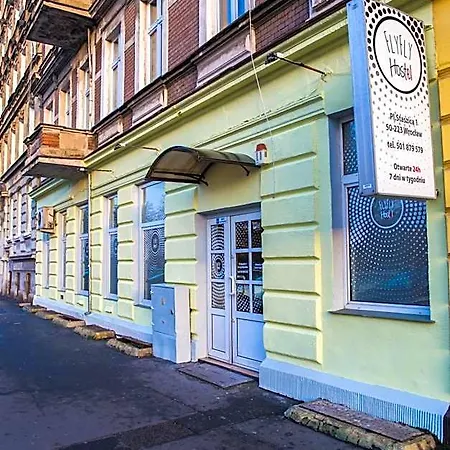 Хостел Flyfly , Darmowy Parking , Rezerwuj Przez Urzadzenia Mobilne -10 Procent *