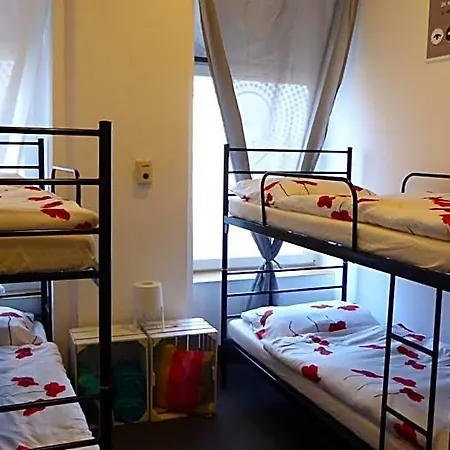 Flyfly , Darmowy Parking , Rezerwuj Przez Urzadzenia Mobilne -10 Procent * Breslau