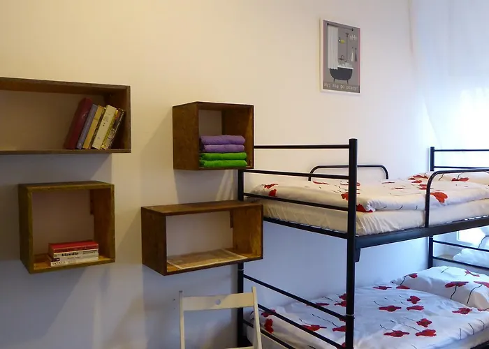 Flyfly , Darmowy Parking , Rezerwuj Przez Urzadzenia Mobilne -10 Procent * Wroclaw