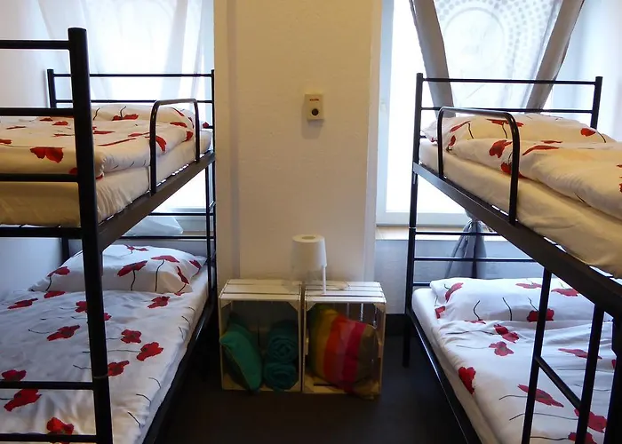 Flyfly , Darmowy Parking , Rezerwuj Przez Urzadzenia Mobilne -10 Procent * Wroclaw